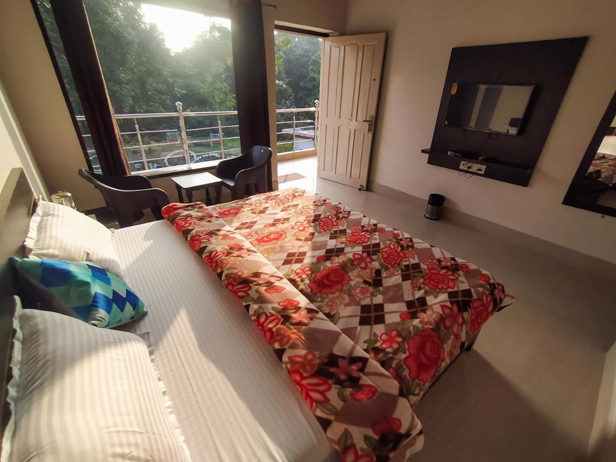 Anugraha Homestay Rāmnagar Exterior foto